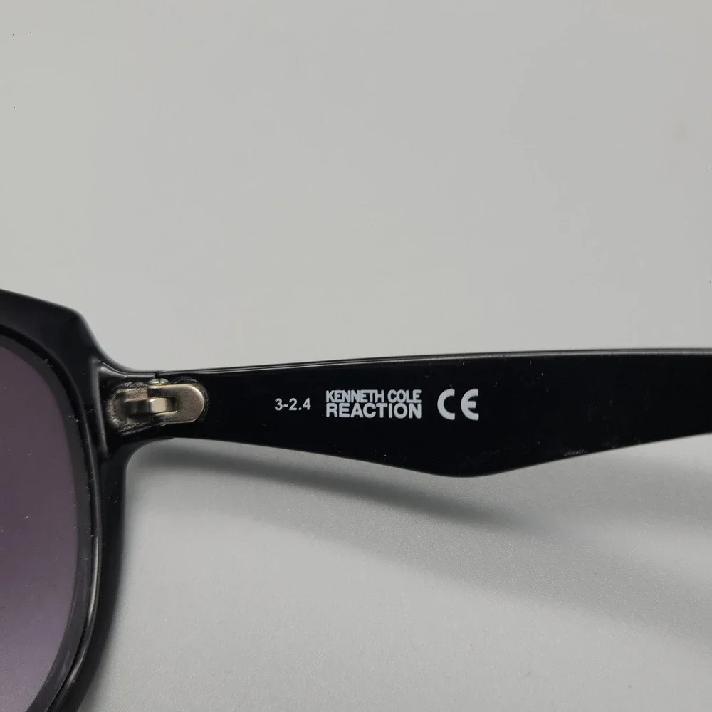 Kenneth Cole Reaction kenneth cole